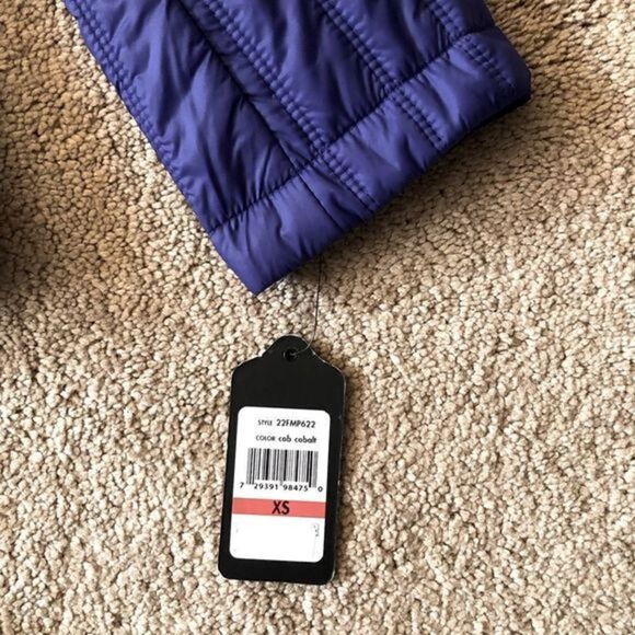 Women’s Guess XS Puffer Jacket - Picture 10 of 15